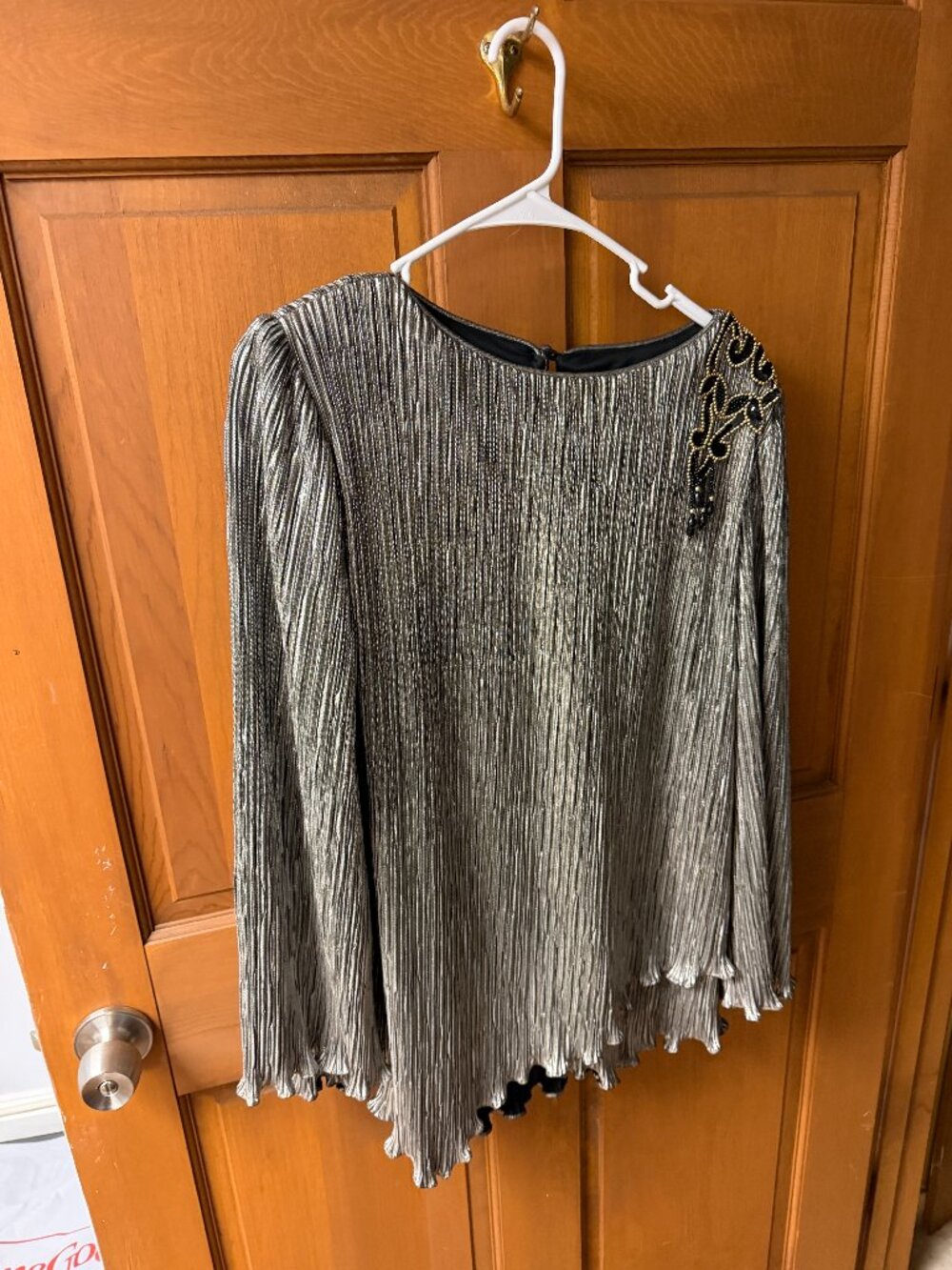 Patra Women's Gold & Silver Pleated Long Sleeve Top Size 12 In Great Shape!!